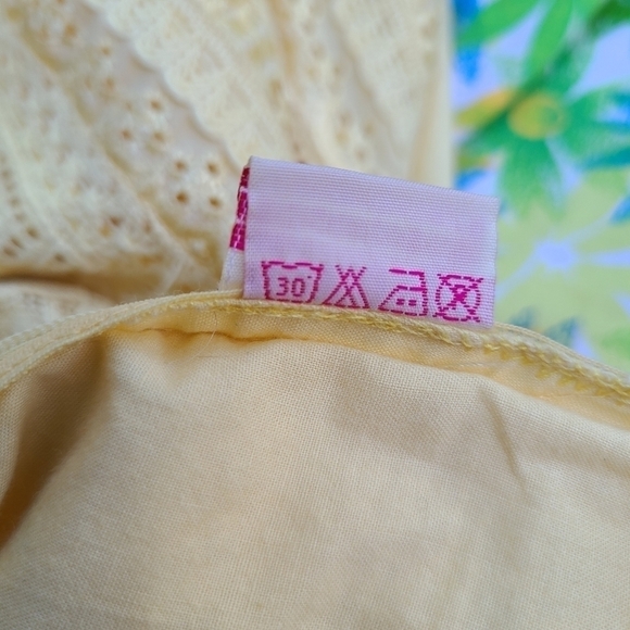 Lace and Embroidery Yellow Summer Top, Size XS - Picture 11 of 11